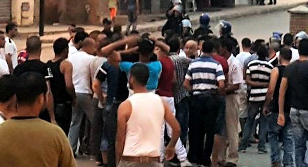 URGENT / Risques d'émeutes à At-Wagnun après que la population ait tenté d'imposer le meeting URGENT / Risques d'émeutes à At-Wagnun après que la population ait tenté d'imposer le meeting