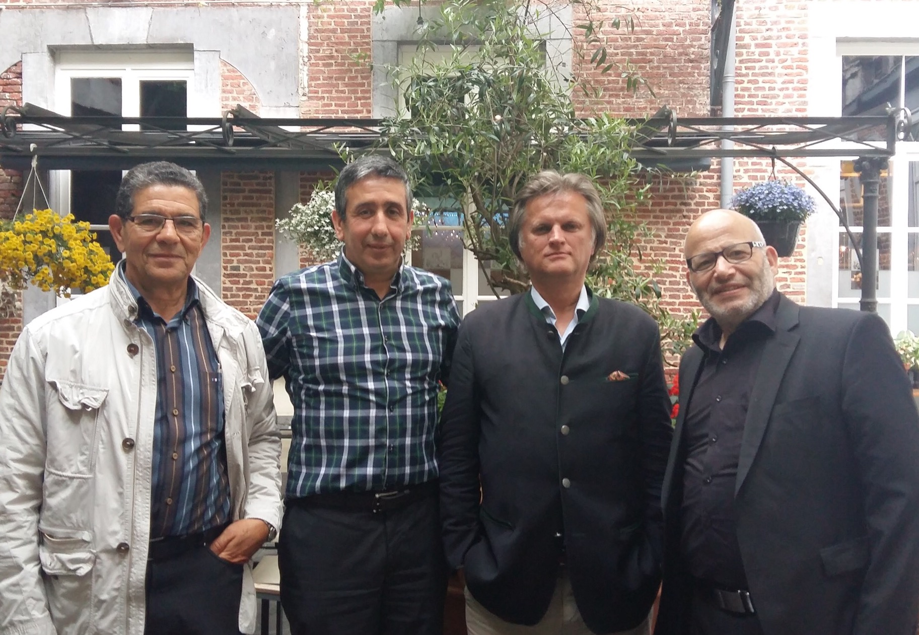 Constitution d'un collectif international d'avocats pour défendre l'autodétermination de la Kabylie Constitution d'un collectif international d'avocats pour défendre l'autodétermination de la Kabylie