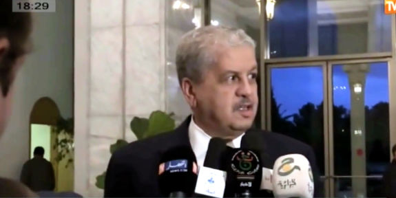 Vers la répression des marches du MAK, le Premier ministre algérien ironise : « nous allons fêter Yennayer dans quelques jours »