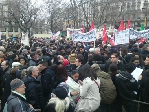 Les Algériens se mobilisent à l'étranger Les Algériens se mobilisent à l'étranger