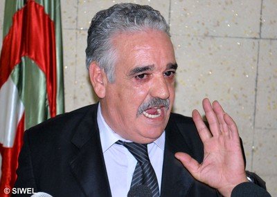 Algérie : Khaled Bounedjma traite le RCD d'ignorant et rend hommage au FFS