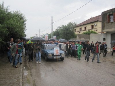 Marches populaires à Ath Douala et Amechras pour libérer les victimes d'enlèvements