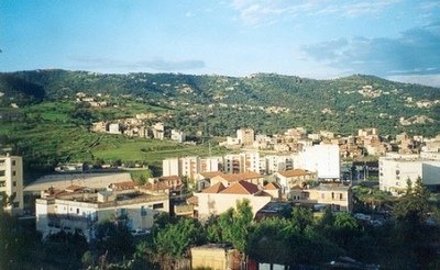 Trois ans de prison ferme et une amende de 100.000 DA requis contre le maire de Tizi-Gheniff Trois ans de prison ferme et une amende de 100.000 DA requis contre le maire de Tizi-Gheniff