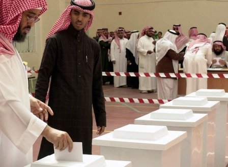 Le roi Abdallah d'Arabie accorde le droit de vote aux femmes Le roi Abdallah d'Arabie accorde le droit de vote aux femmes