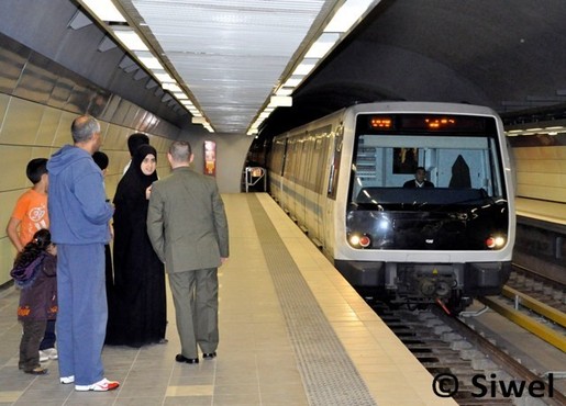 Les Algérois découvrent le métro d'Alger pour la première fois