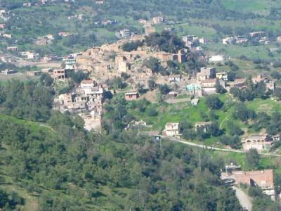 Le village d'Ath Kaïd exige la restitution de ses terrains confisqués