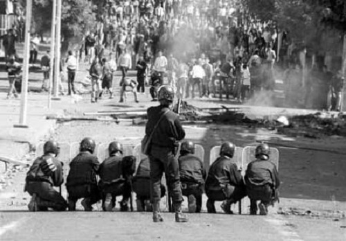 Tizi-Ouzou : les victimes du Printemps noir exigent leurs droits Tizi-Ouzou : les victimes du Printemps noir exigent leurs droits