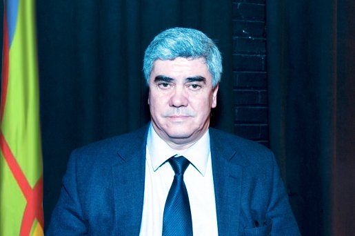 Hommage à Bouguermouh : Lhacène Ziani, le Ministre de la Langue et de la Culture Kabyles rend hommage à l'artiste Hommage à Bouguermouh : Lhacène Ziani, le Ministre de la Langue et de la Culture Kabyles rend hommage à l'artiste