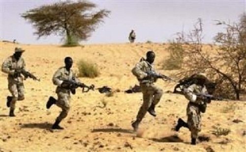 Mali : Le MNLA répond aux provocations d'une colonne de l'armée malienne qui prend la fuite Mali : Le MNLA répond aux provocations d'une colonne de l'armée malienne qui prend la fuite