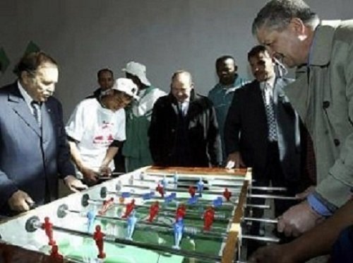 URGENT / Algérie : Remaniement ministériel en vue après le retour de Bouteflika au pays (actualisé) 