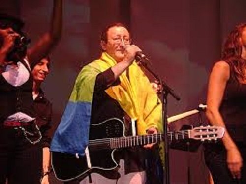 Idir au forum de Liberté : « L'indépendance de la Kabylie est logique »