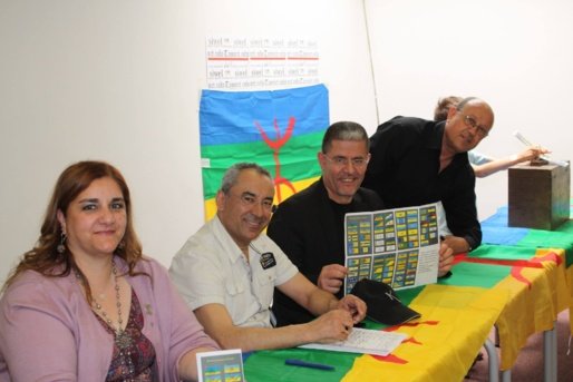 Election du drapeau kabyle : Ferhat Mehenni, le Président de l'Anavad a accompli son devoir de citoyen