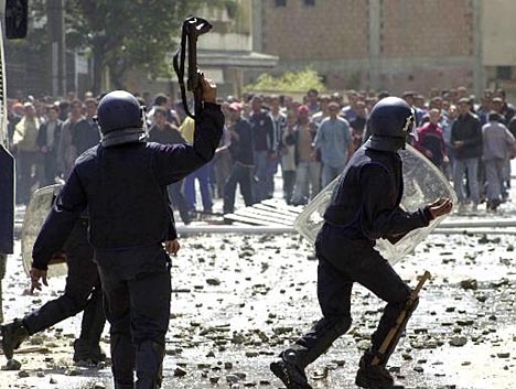Les blessés du printemps noir se réunissent à Tizi-Ouzou