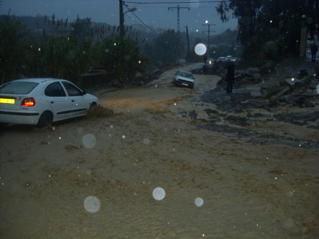 Innondations/ Un début de décembre glissant pour la ville côtière d'Azeffoun