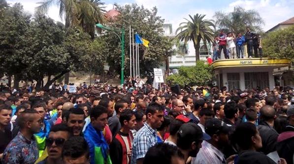 Vidéo de la marche du MAK à Tizi-Ouzou