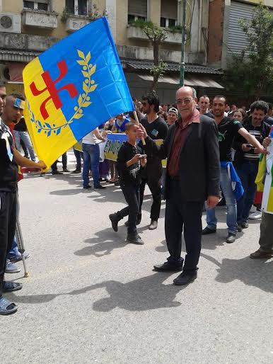 Des artistes kabyles ont montré leur fierté de brandir le drapeau kabyle