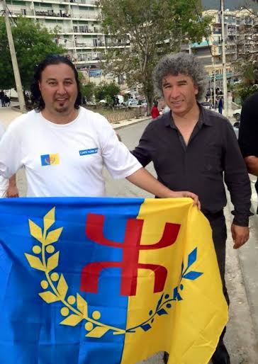 Des artistes kabyles ont montré leur fierté de brandir le drapeau kabyle