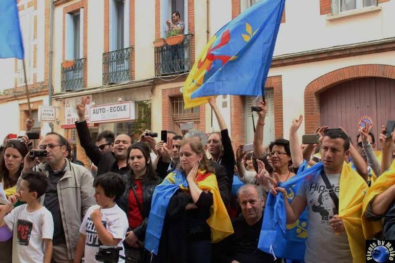 Toulouse: Le drapeau Kabyle flotte sur la ville Rose