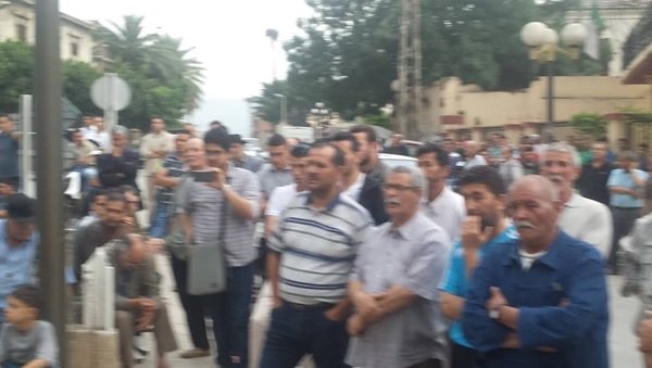 Vgayet / « La liberté de la Kabylie est une dette qui n'accepte pas de rééchelonnement », Meeting du MAK à Leqser (El Kseur)
