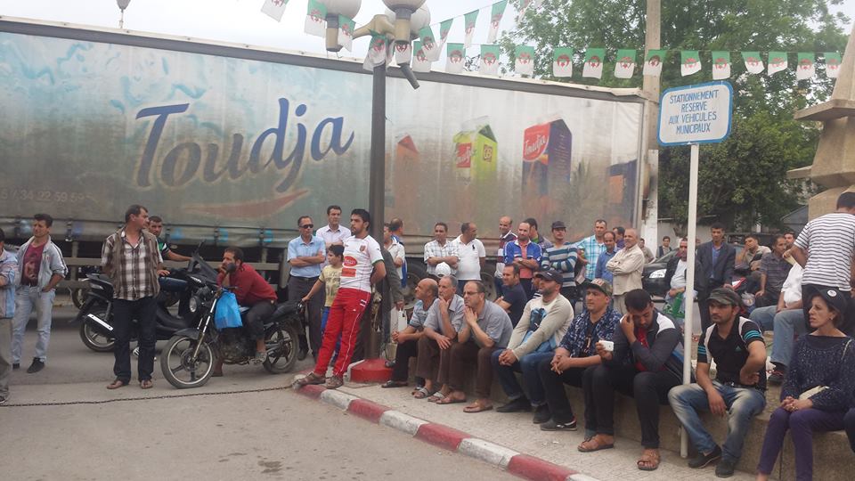 Vgayet / « La liberté de la Kabylie est une dette qui n'accepte pas de rééchelonnement », Meeting du MAK à Leqser (El Kseur)