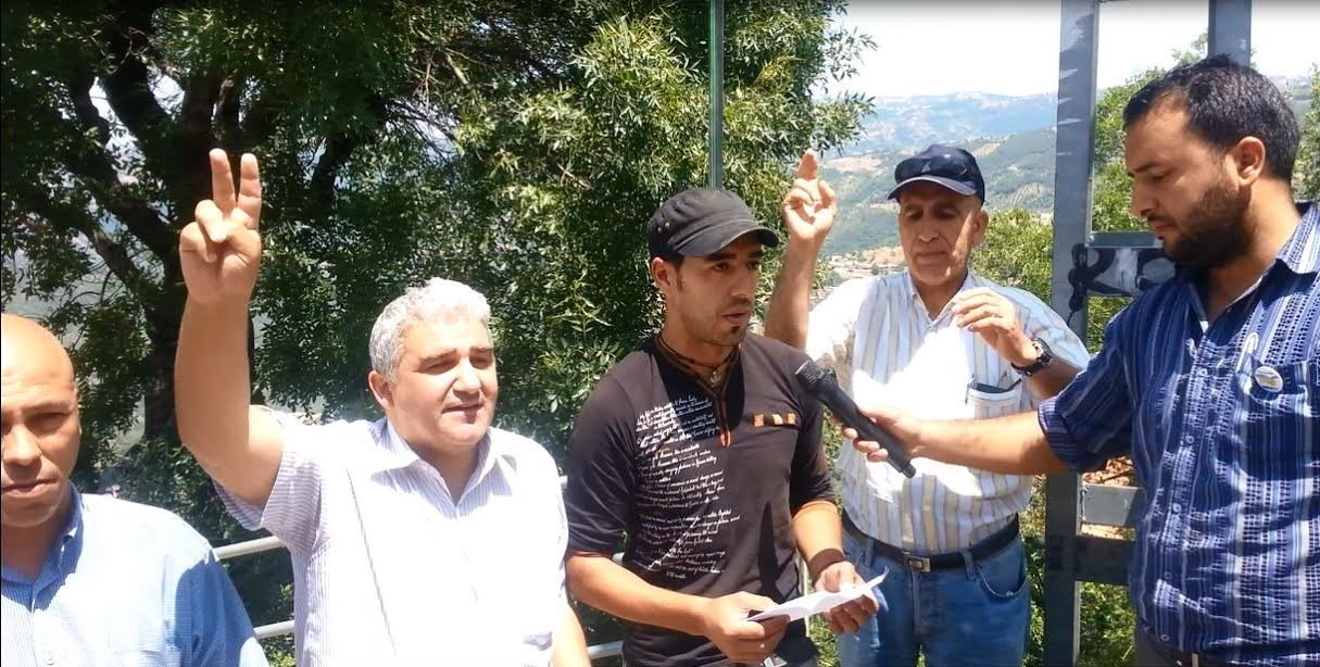 Pour le 14è anniversaire de la création du MAK, 4 villages procèdent au lever du drapeau national kabyle dans l'Arch d'Aqvil