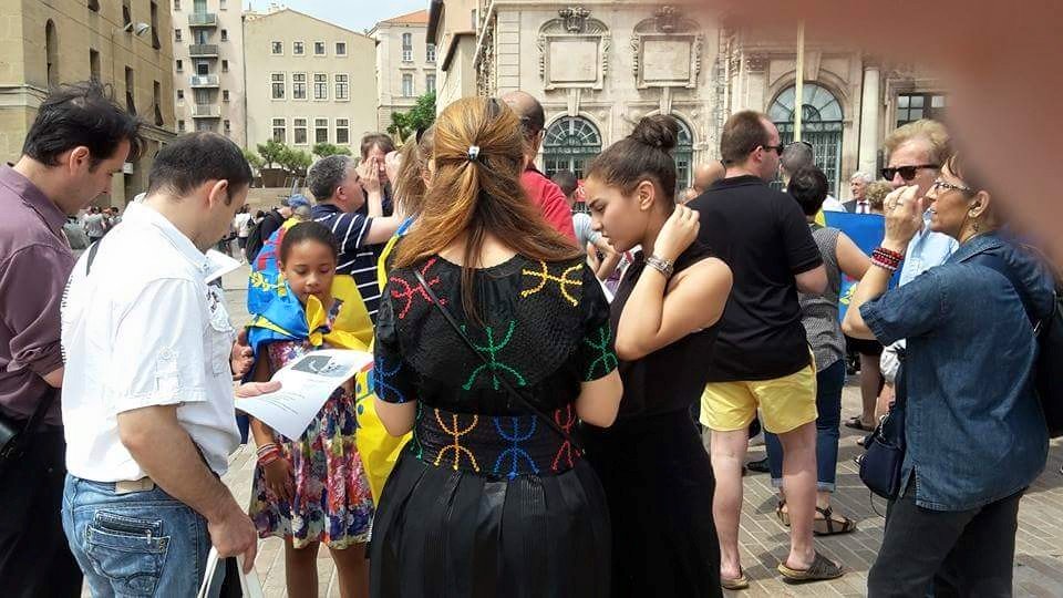Le drapeau national kabyle flotte à Marseille 