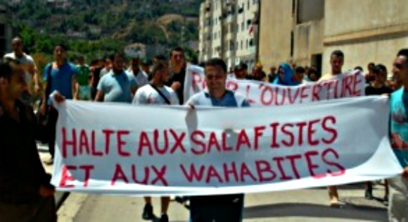 Contre l'invasion islamiste, la société civile s'organise à Vgayet