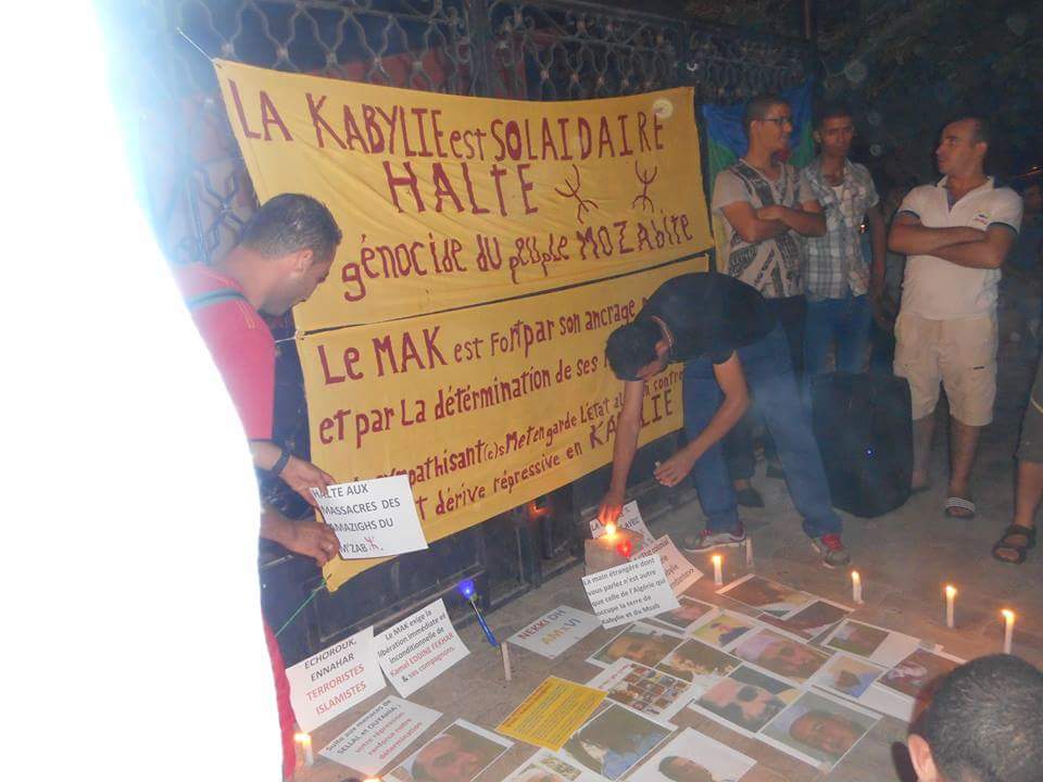 Rassemblement de solidarité avec le Mzab à Akbou : 