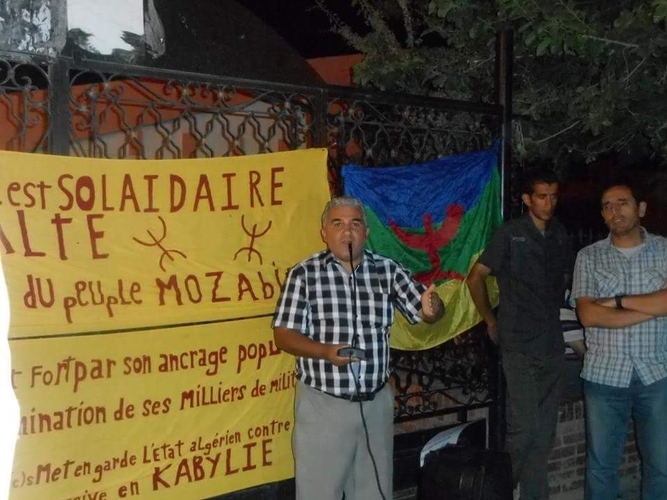 Rassemblement de solidarité avec le Mzab à Akbou : 