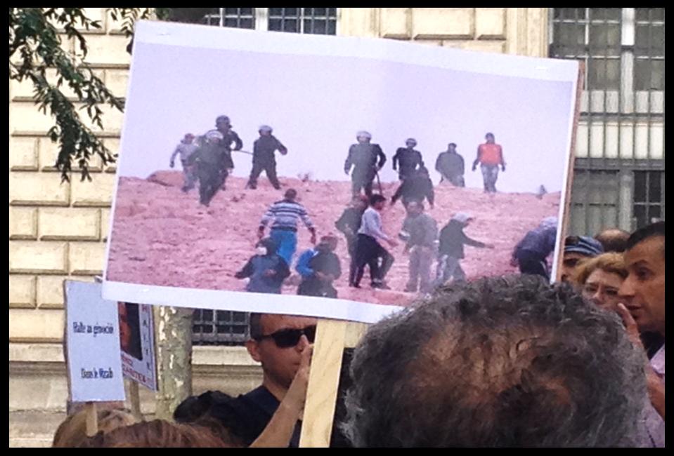 PARIS /Place de la république: Rassemblement pour soutenir le Dr Kameldine Fekhar et ses codétenus (vidéo)