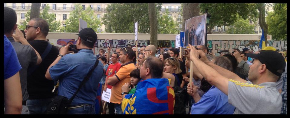 PARIS /Place de la république: Rassemblement pour soutenir le Dr Kameldine Fekhar et ses codétenus (vidéo)