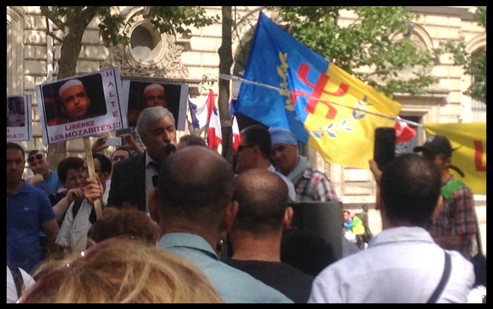 PARIS /Place de la république: Rassemblement pour soutenir le Dr Kameldine Fekhar et ses codétenus (vidéo)
