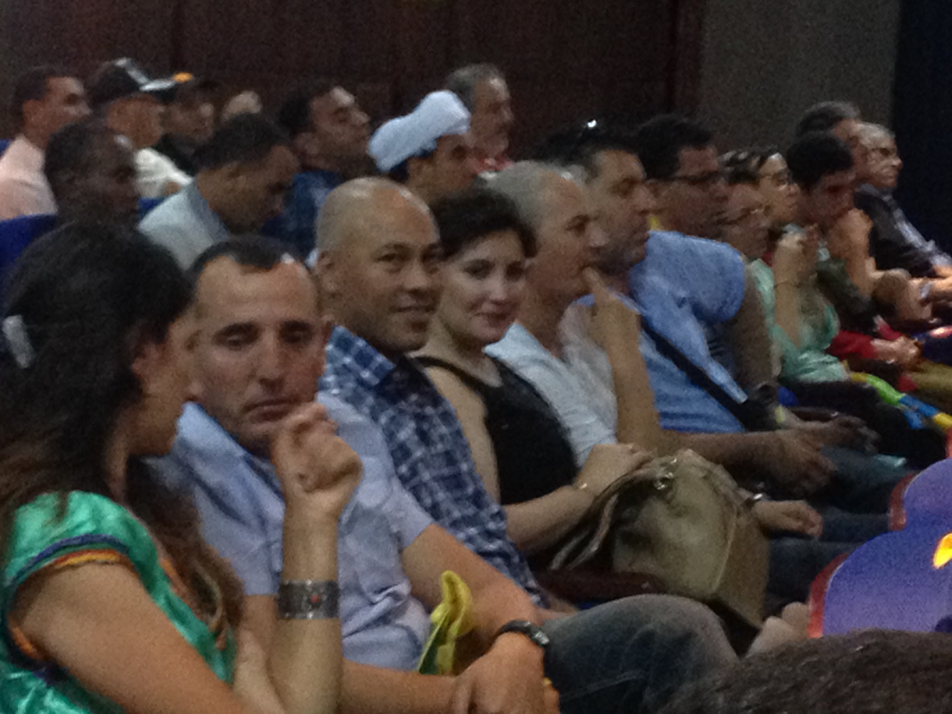 Ferhat Mehenni ovationné par les militants amazighs à la 7è session du Congrès mondial Amazigh