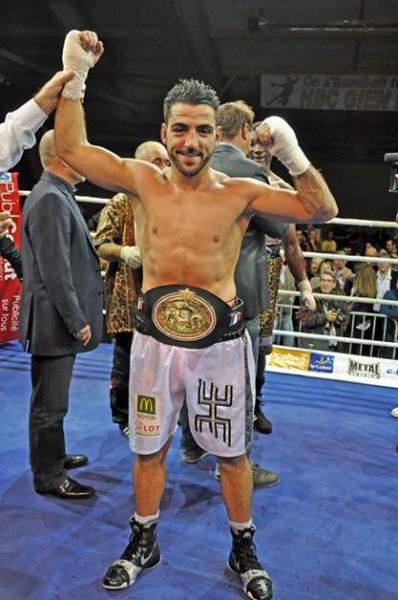 Boxe : Le kabyle Karim Achour champion de l'Union européenne