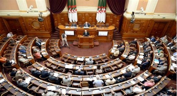 Kabylie : Les partis politiques algériens se préparent pour les sénatoriales