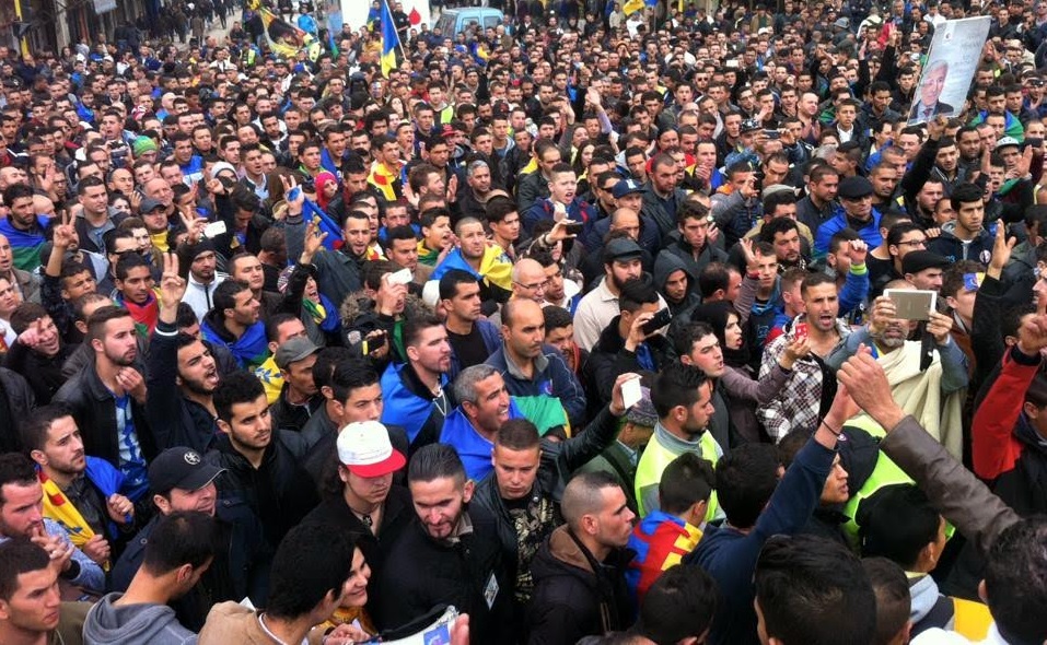 Tizi-Ouzou : Malgré les intimidations, les propagandes de déstabilisation et les entraves « sécuritaires », la marche du MAK à a été grandiose.