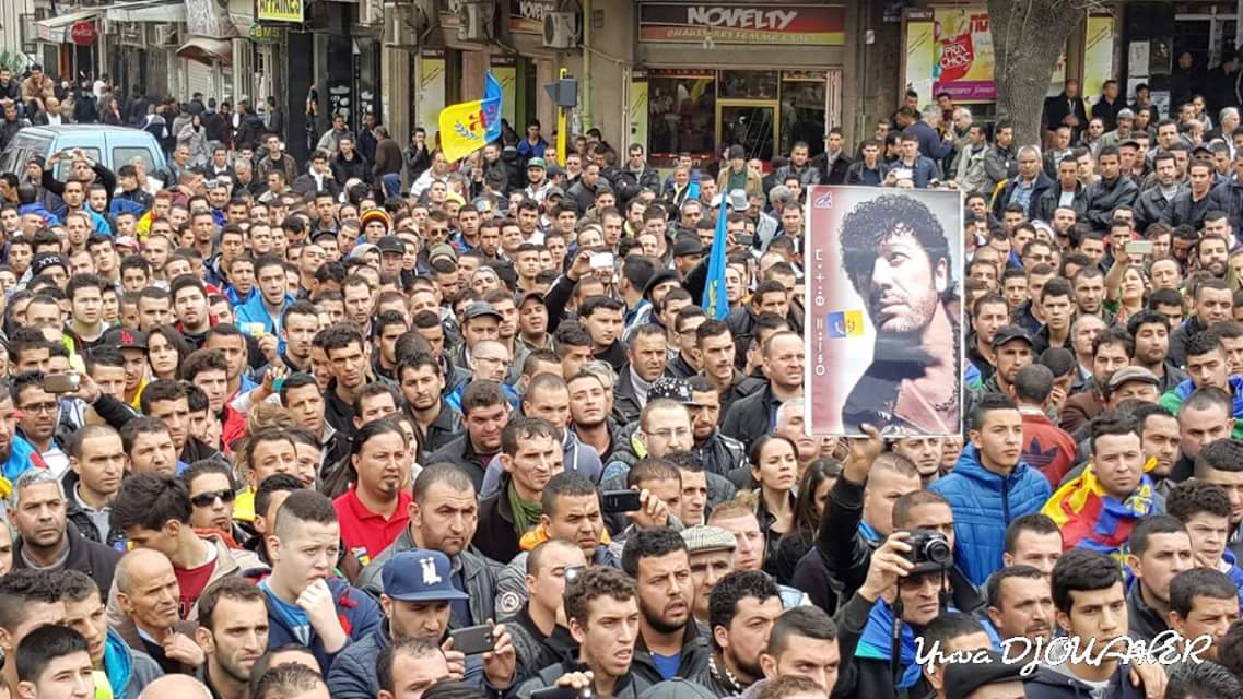Tizi-Ouzou : Malgré les intimidations, les propagandes de déstabilisation et les entraves « sécuritaires », la marche du MAK à a été grandiose.